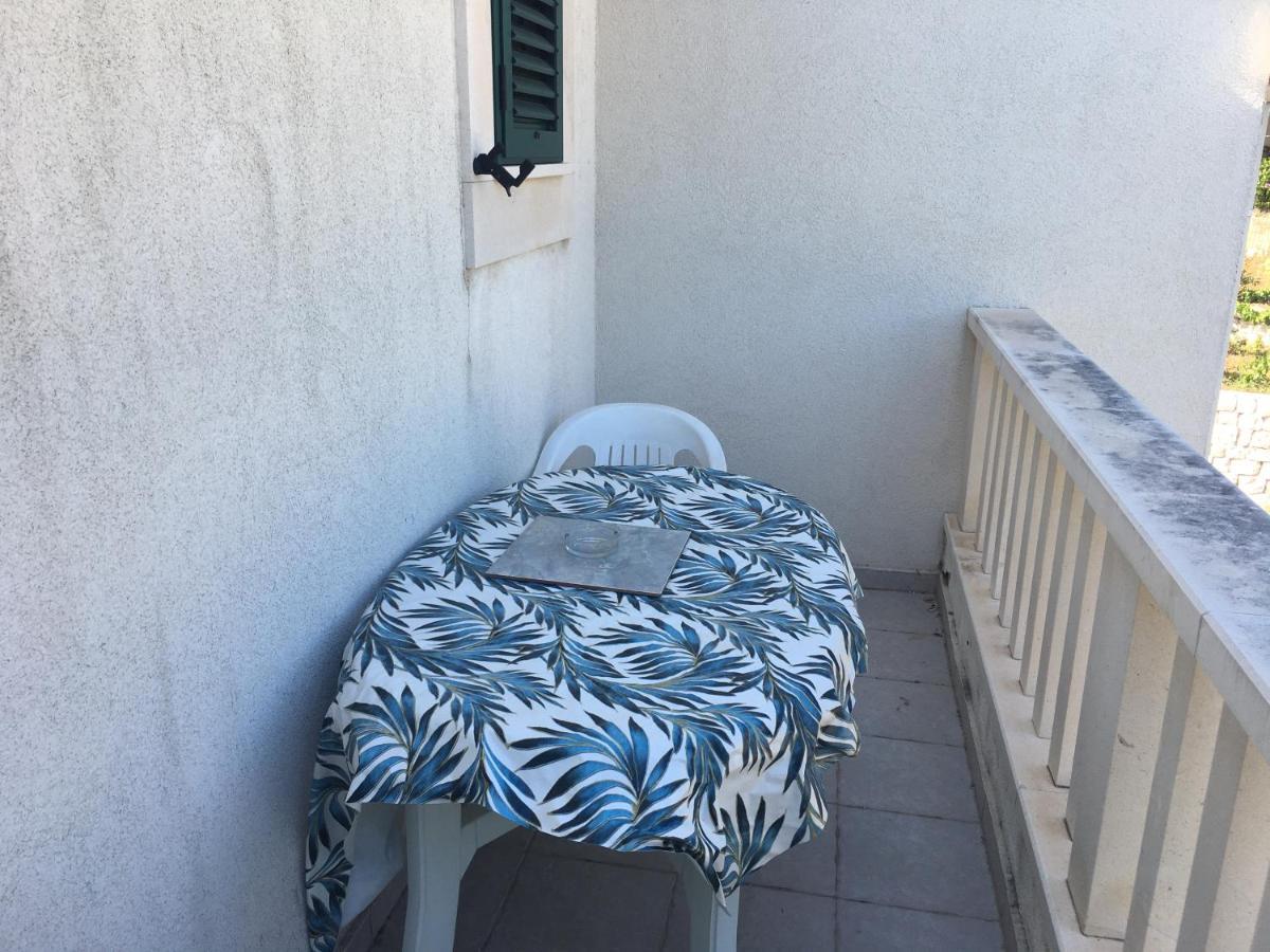 Apartmani Domenika Žuljana Exterior foto