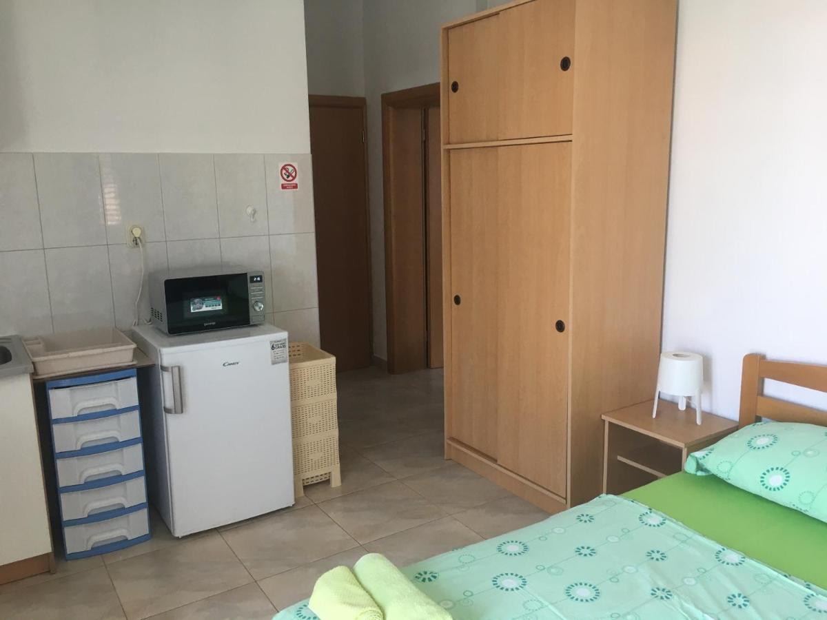 Apartmani Domenika Žuljana Exterior foto