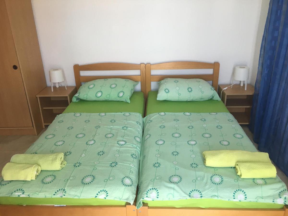 Apartmani Domenika Žuljana Exterior foto