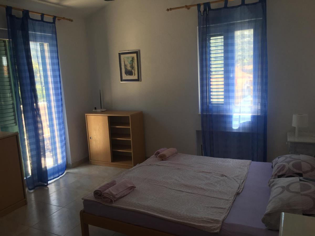 Apartmani Domenika Žuljana Exterior foto
