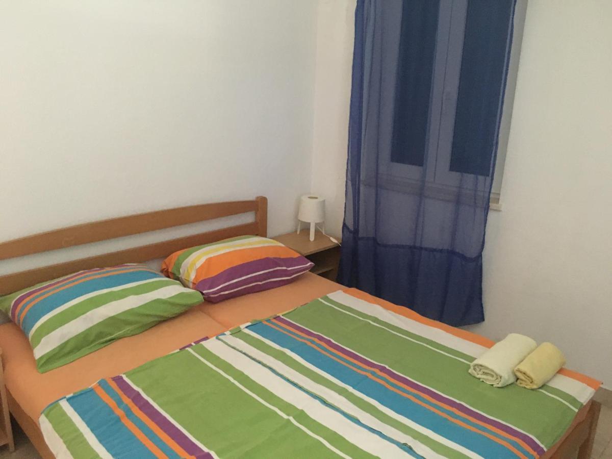 Apartmani Domenika Žuljana Exterior foto
