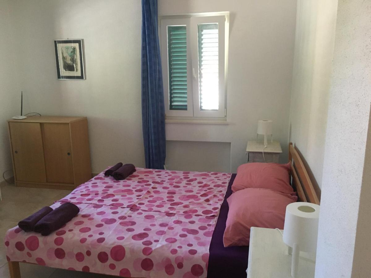 Apartmani Domenika Žuljana Exterior foto